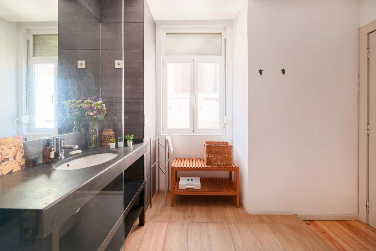ליסבון Sunny Apartment With Balcony! מראה חיצוני תמונה