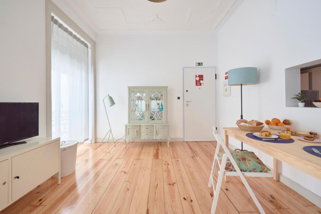 ליסבון Sunny Apartment With Balcony! מראה חיצוני תמונה