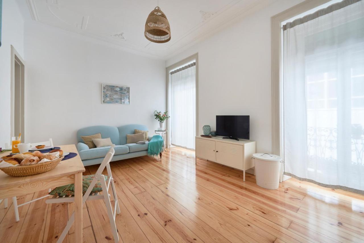 ליסבון Sunny Apartment With Balcony! מראה חיצוני תמונה